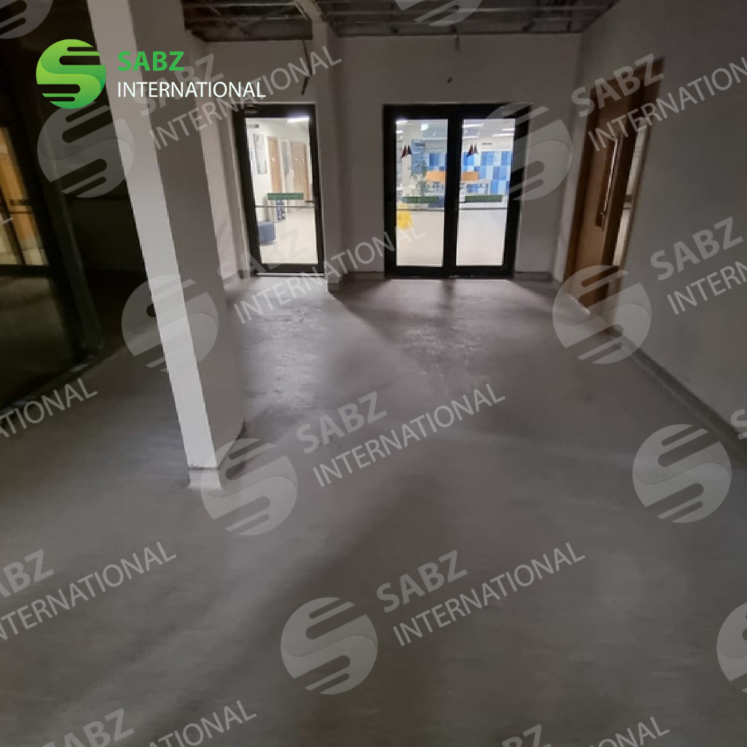 Contemporary vinyl flooring in a hospital waiting room, combining comfort and functionality for visitors.