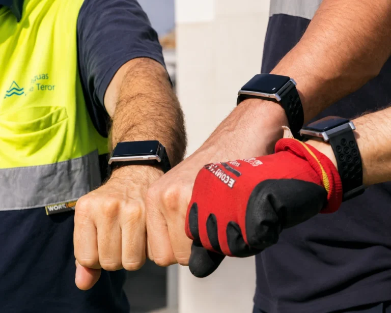 Distribute Rootfit devices to your crew like PPE (1)